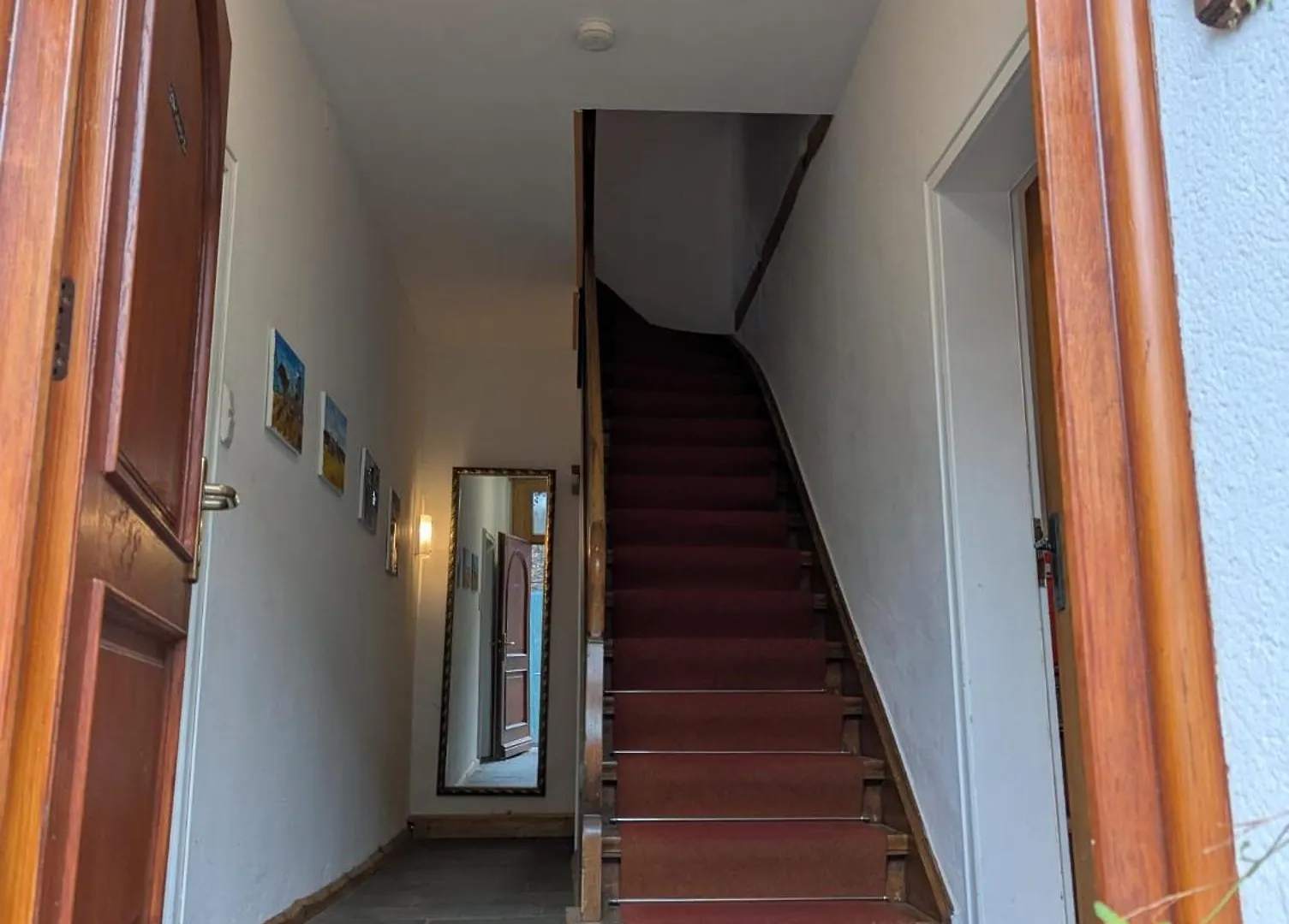 فيلا Hof Am Rhein كولونيا